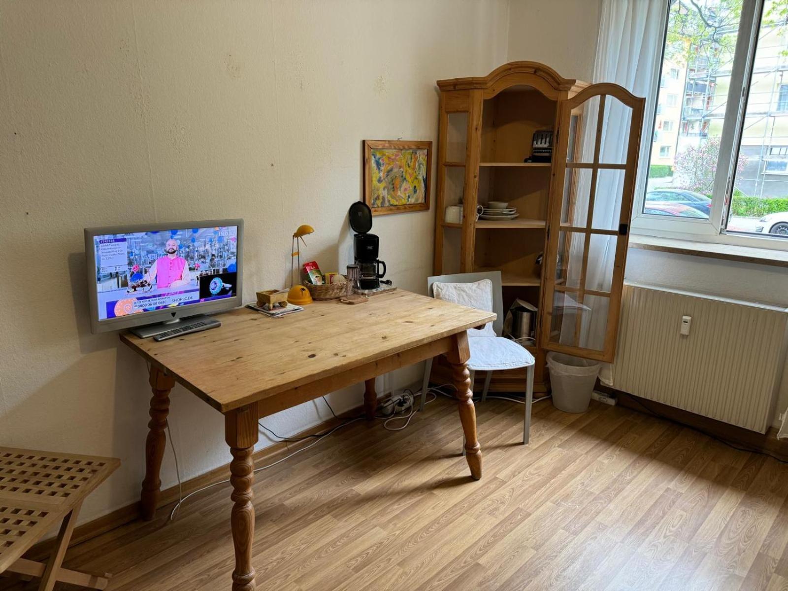 Gemuetliches Komfortables Zimmer Fuer 1 Person Im Zentrum Munich Exterior photo